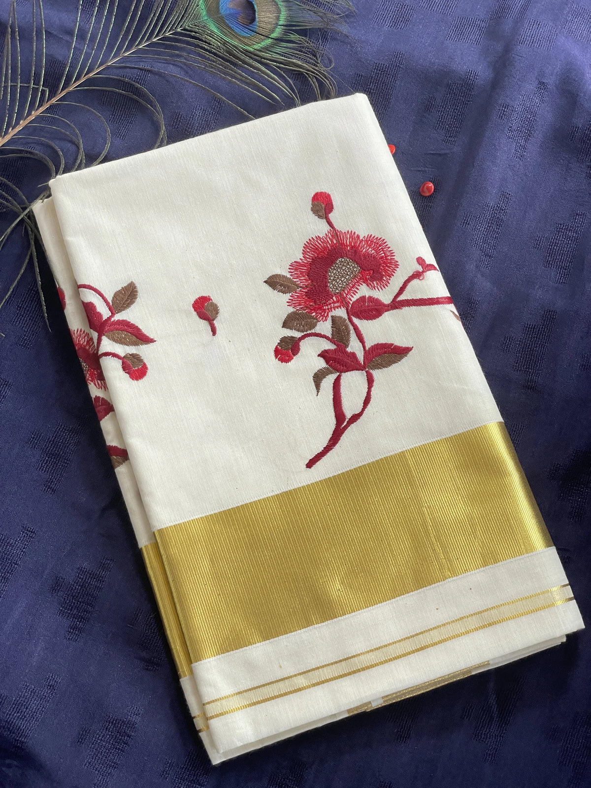 Red Flower Embroidery Onam Saree NK488